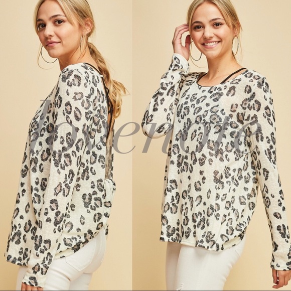 LAST ❤️Sexy Leopard Twist Back Long Sleeve Blouse - Picture 2 of 2